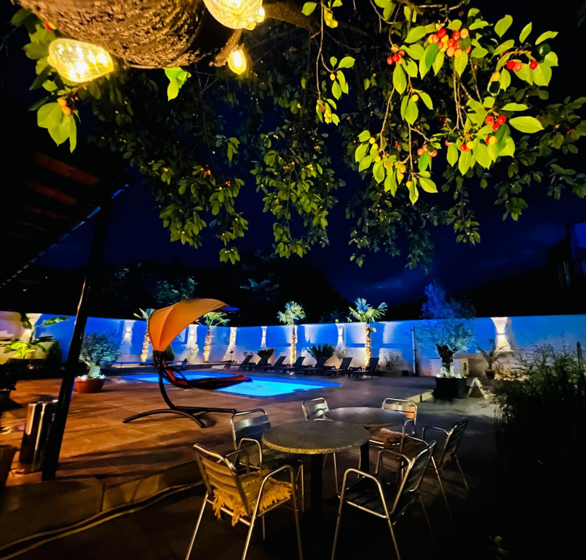Kaleh Boutique Villa Orsova Bagian luar foto