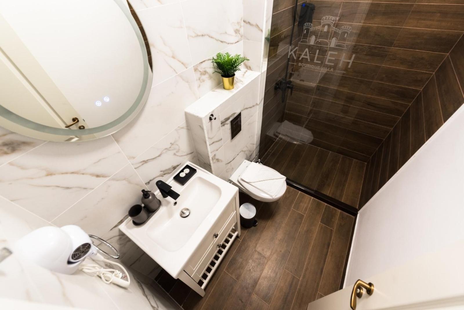 Kaleh Boutique Villa Orsova Bagian luar foto